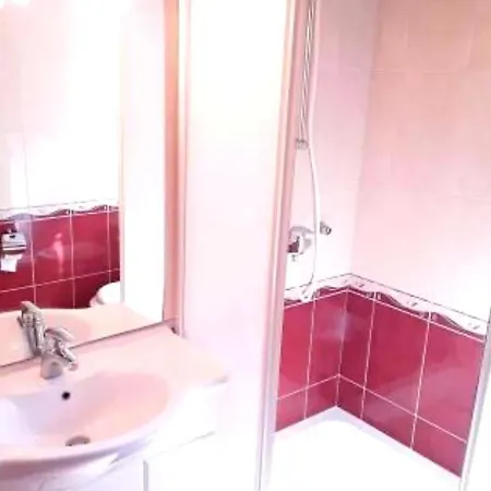 Roko Apartment *