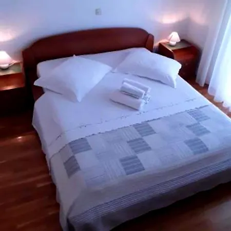 Roko Apartment *