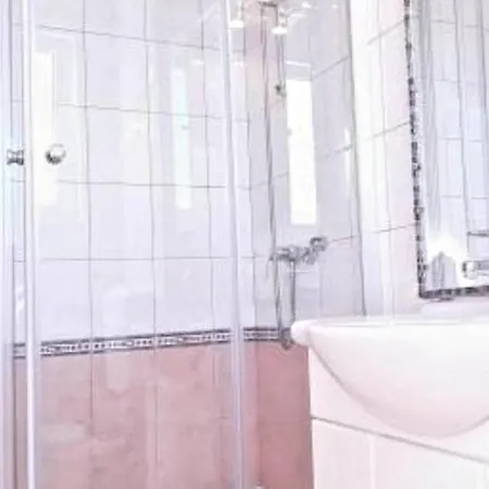 Roko Apartment *